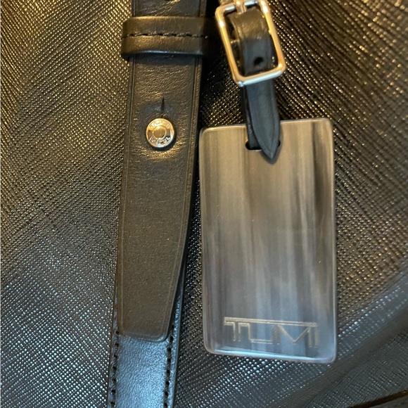 TUMI Black Tote Satchel Bag Double Handle Handbag w Key Lock - Picture 6 of 16